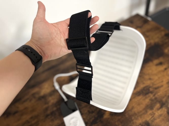 ストラップ固定